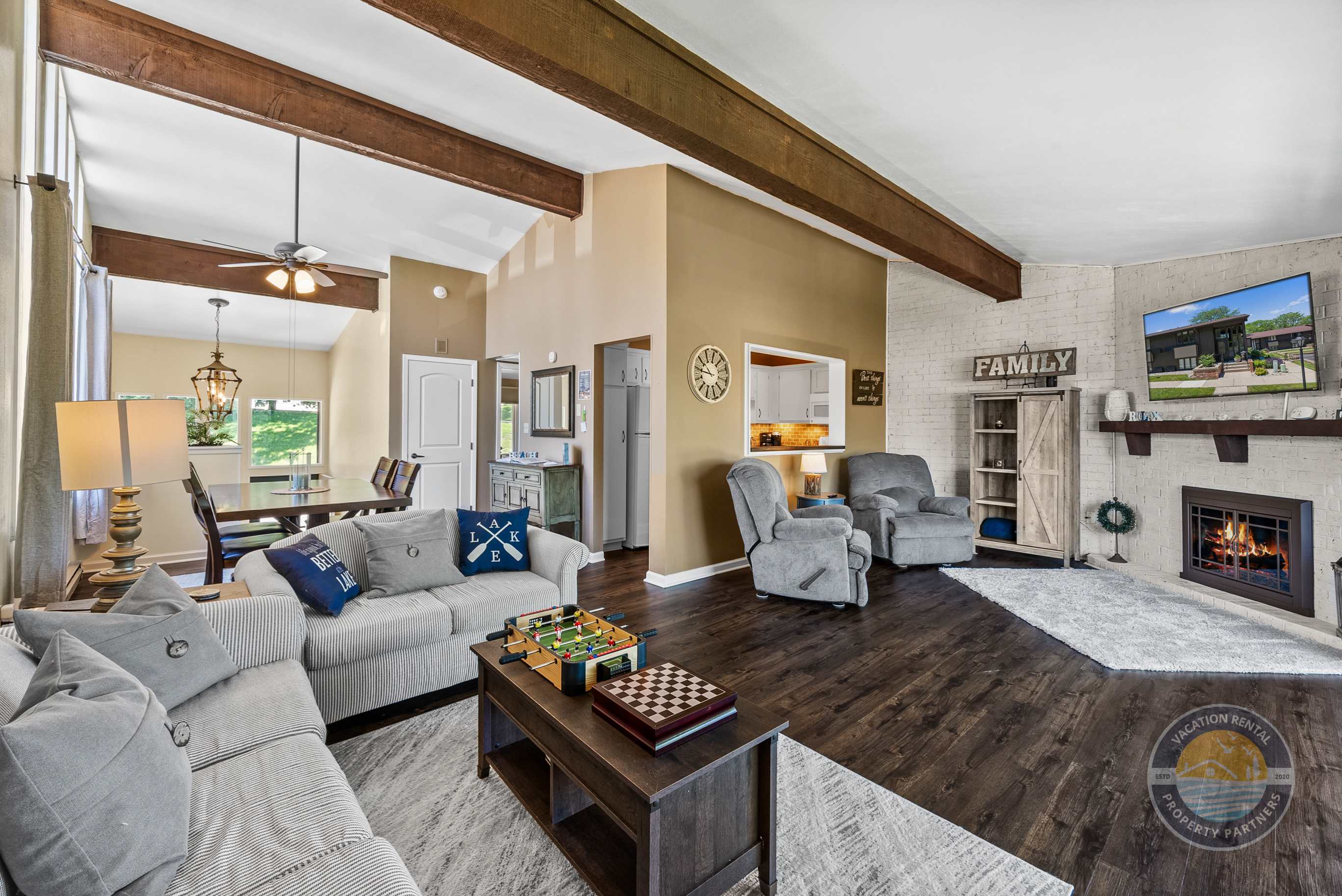 Waterfront Stays callout