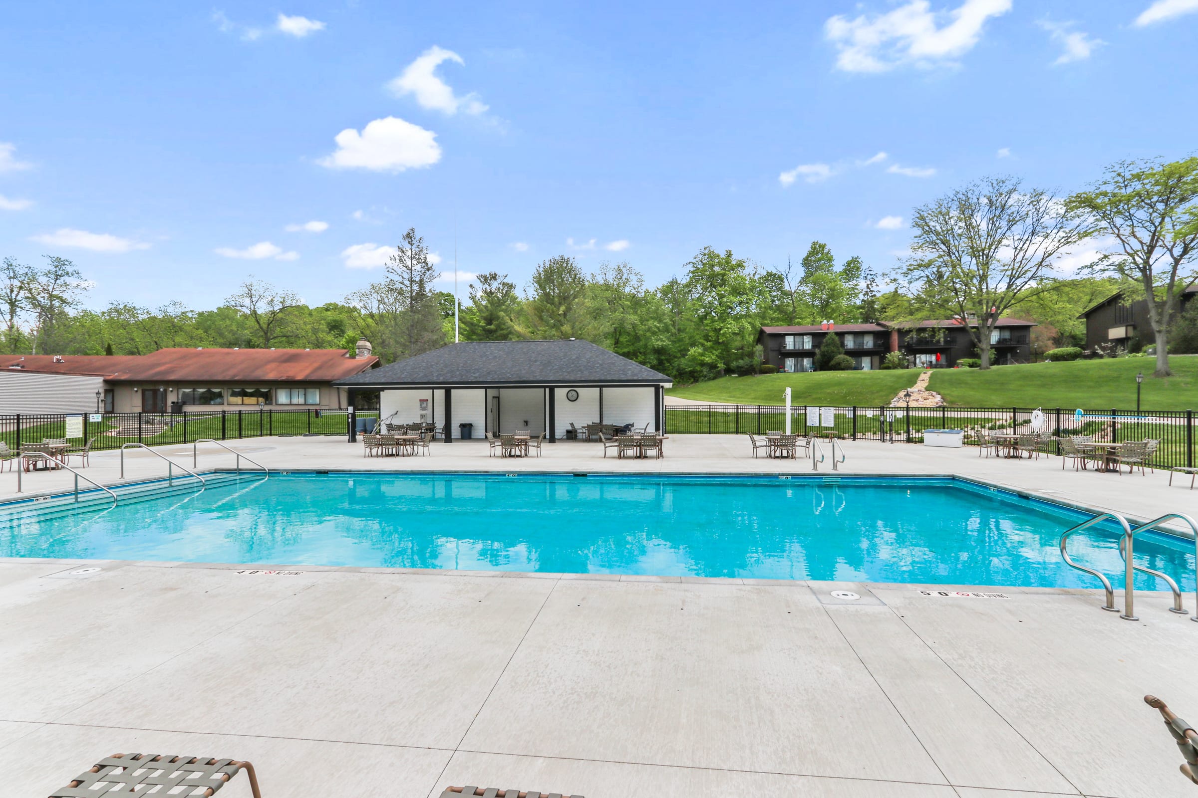 Condos with Pools callout